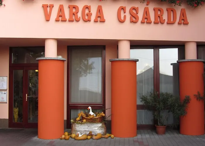 Toemoerkeny Utcai Vendeghaz Морахалом