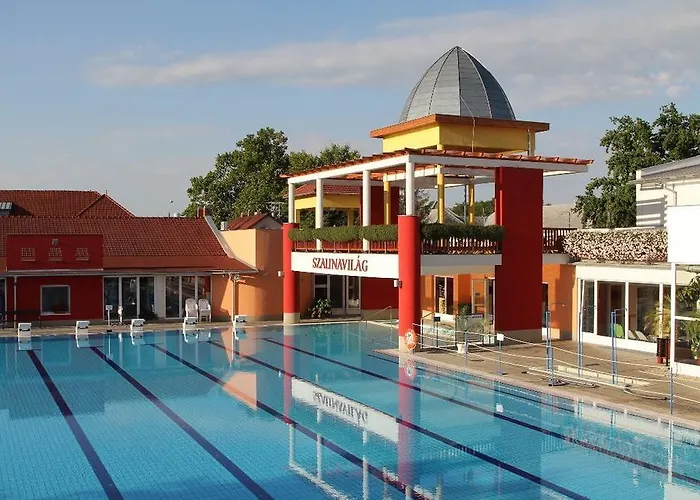 Toemoerkeny Utcai Vendeghaz 4*